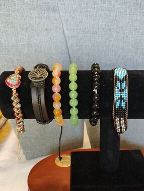 Set Of Six Beautiful Adjustable Bracelets In New Condition.